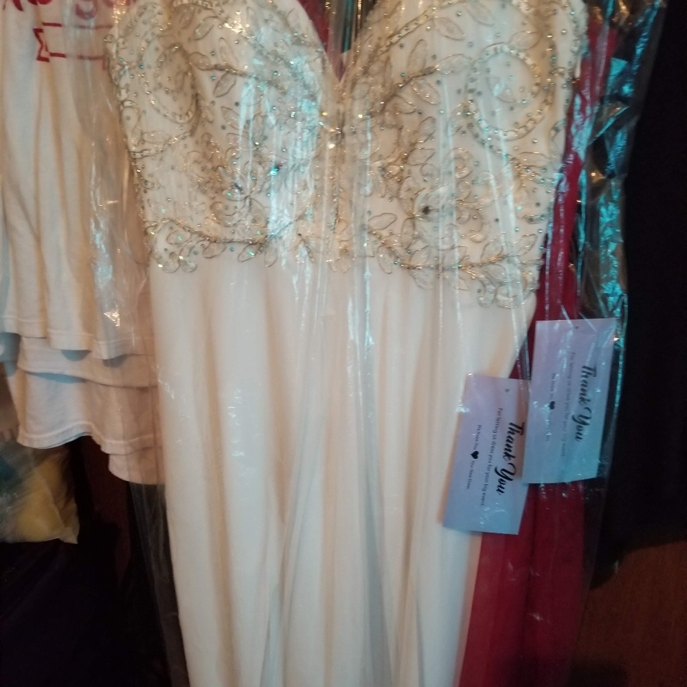 Dress for sell